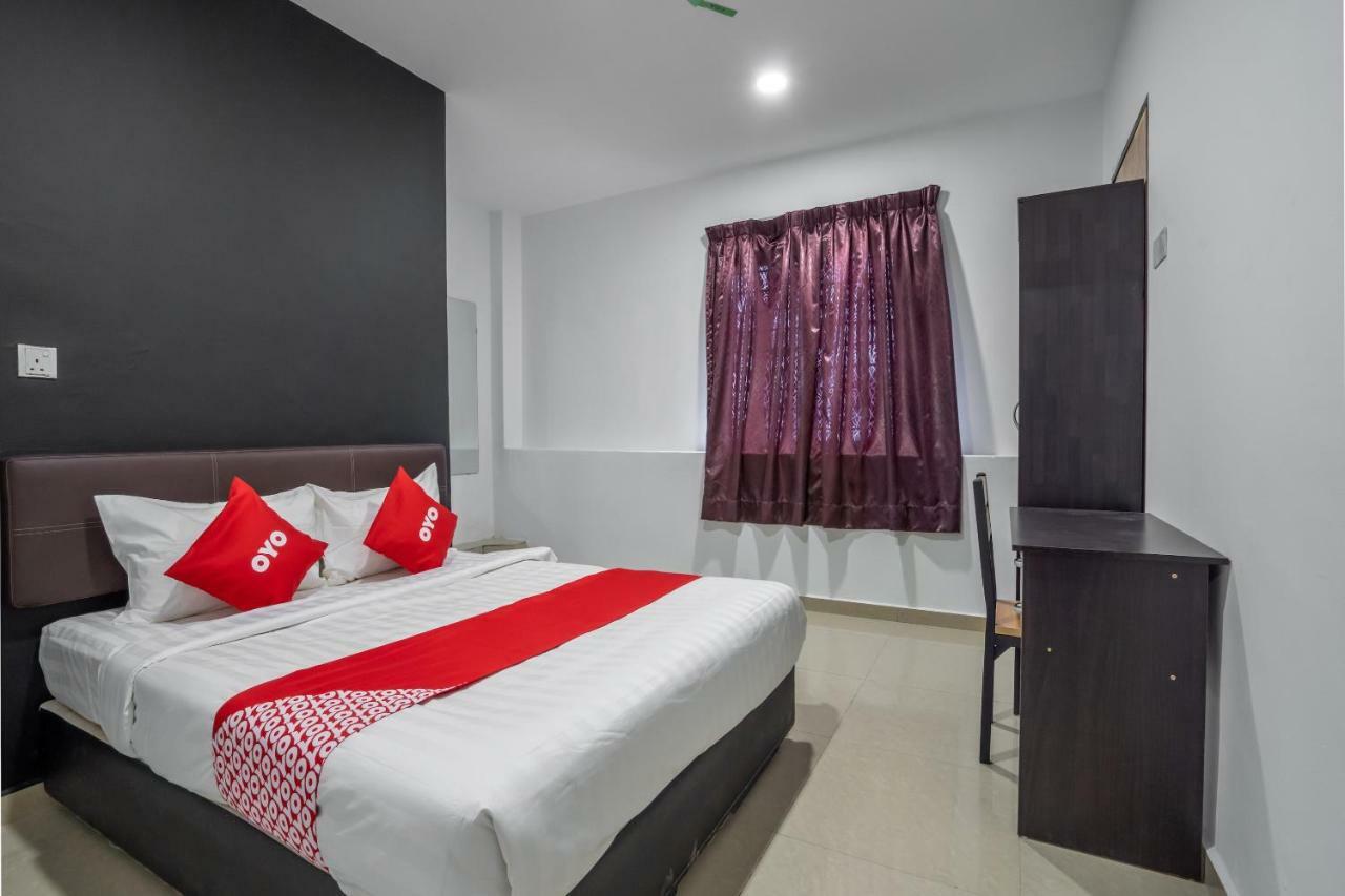 Oyo 1167 Rest And Go Hotel Klang Exterior foto